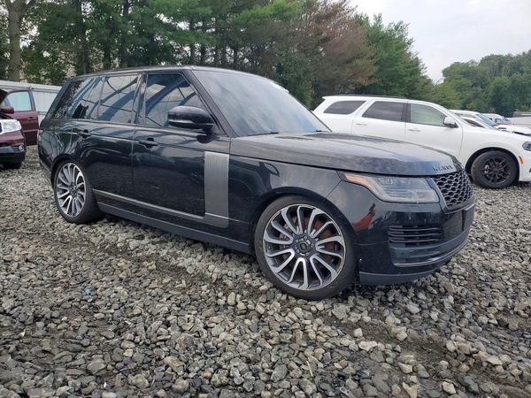 2018 LAND ROVER RANGEROVER Supercharged — Passenger 3/4