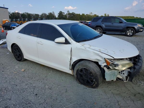 2013 TOYOTA CAMRY