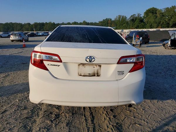 2013 TOYOTA CAMRY