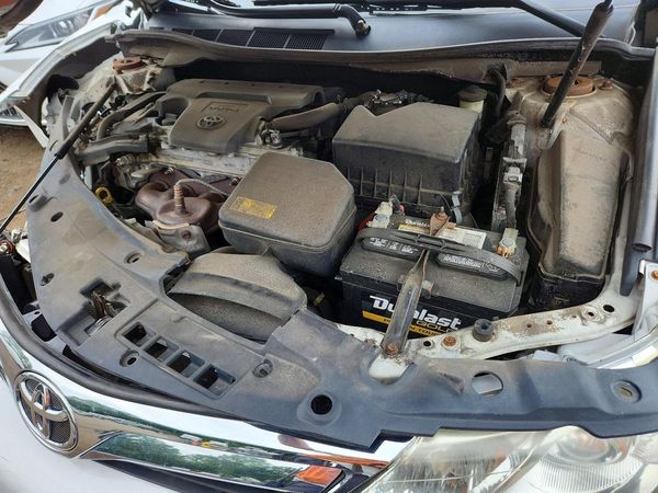 2014 TOYOTA CAMRY