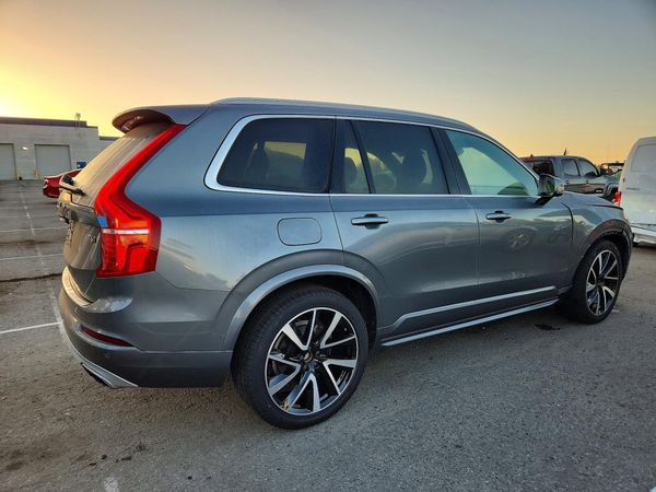 2020 VOLVO XC90