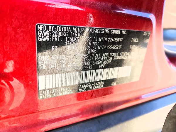 2019 TOYOTA RAV4 LE