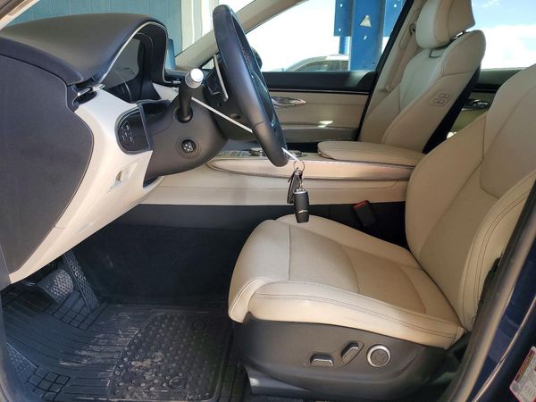 2023 GENESIS GV70