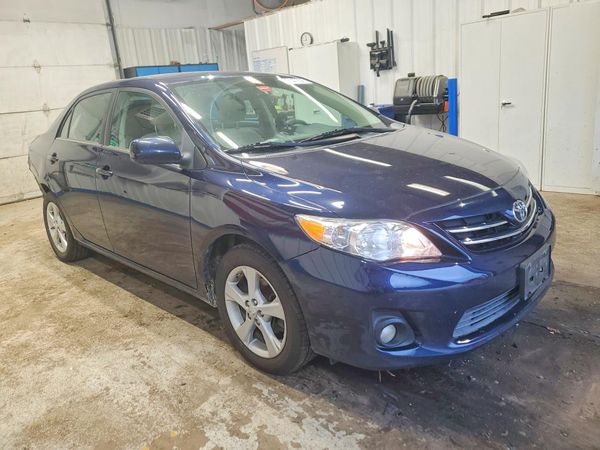 2013 TOYOTA COROLLA