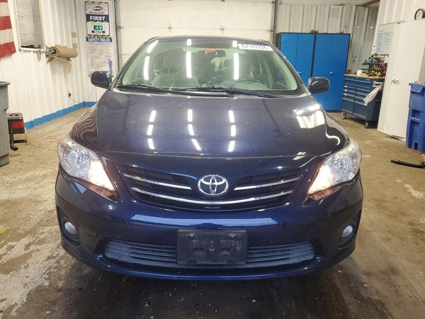 2013 TOYOTA COROLLA