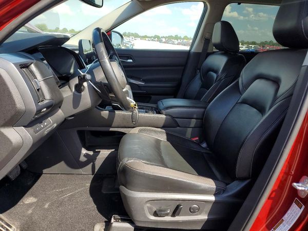 2022 NISSAN PATHFINDER SL