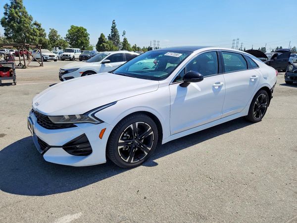 2022 KIA K5