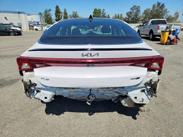 2022 KIA K5
