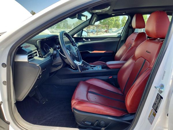2022 KIA K5