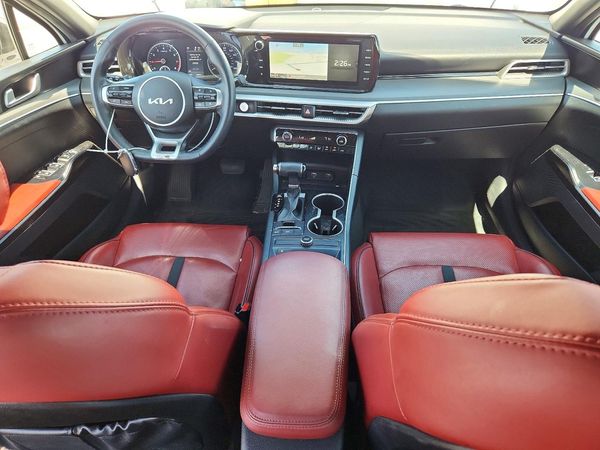 2022 KIA K5
