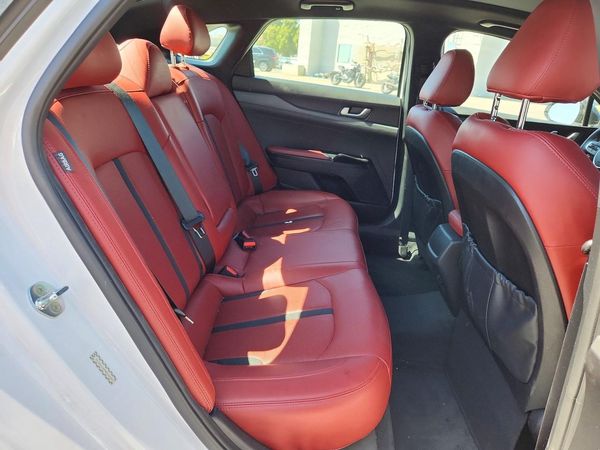 2022 KIA K5