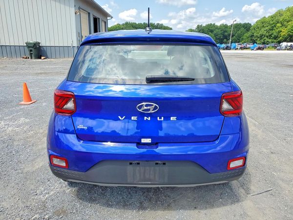 2025 HYUNDAI VENUE