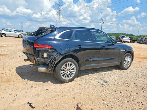 2018 JAGUAR F-PACE