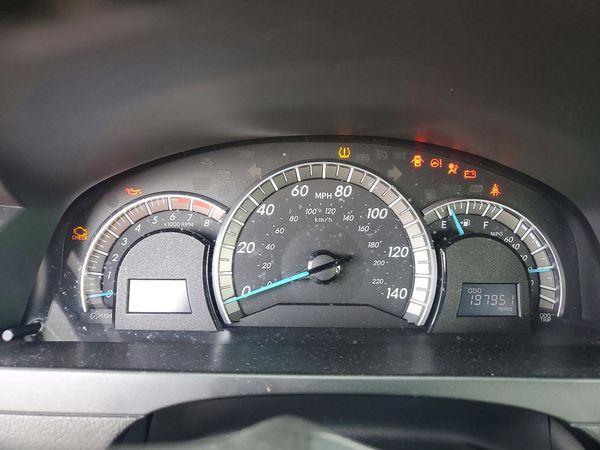 2013 TOYOTA CAMRY