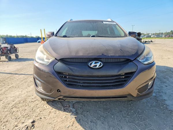 2015 HYUNDAI TUCSON GLS (Middle)