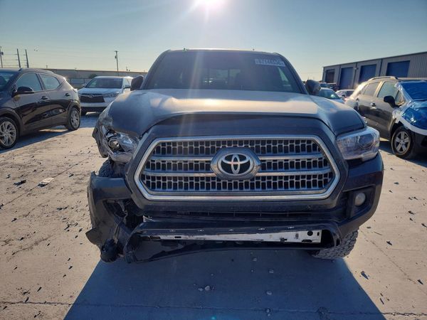 2016 TOYOTA TACOMA