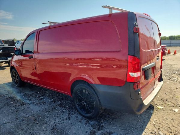 2018 MERCEDES-BENZ METRIS