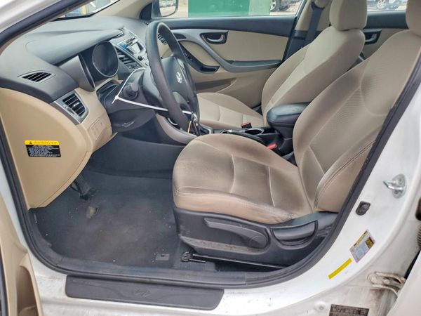 2015 HYUNDAI ELANTRA GLS(Middle)
