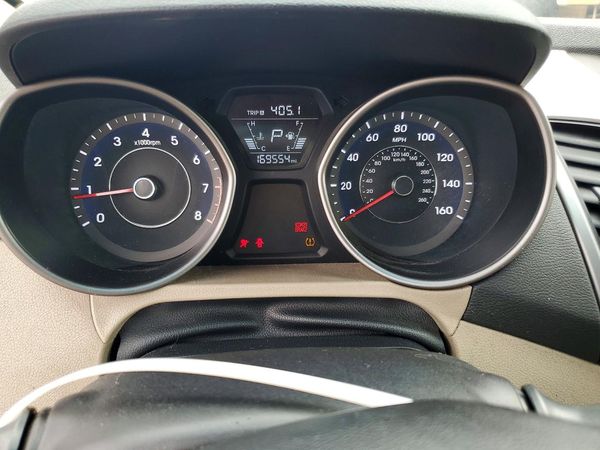 2015 HYUNDAI ELANTRA GLS(Middle)