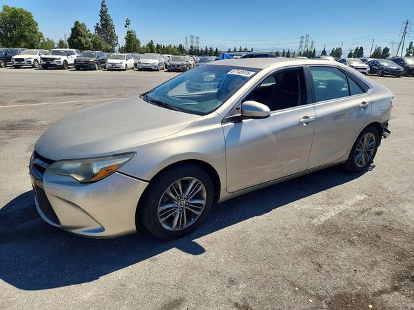 2016 TOYOTA CAMRY