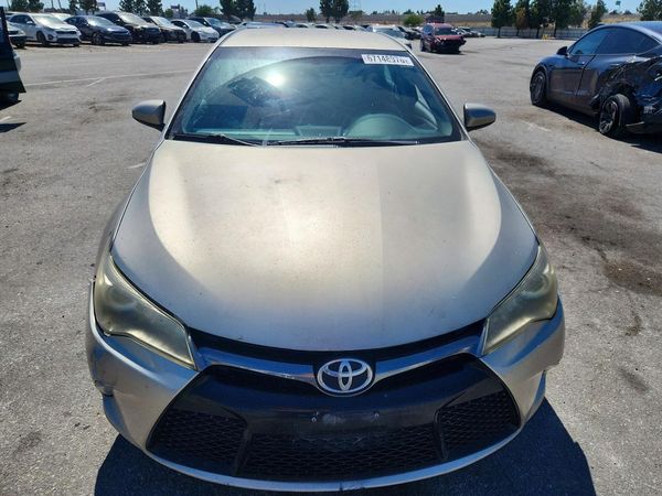 2016 TOYOTA CAMRY