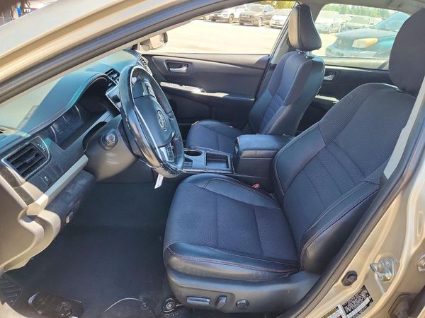 2016 TOYOTA CAMRY