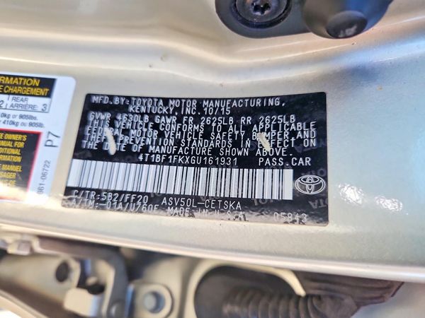 2016 TOYOTA CAMRY