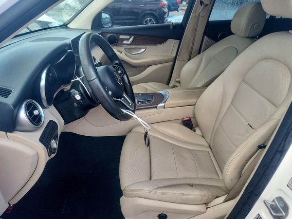 2020 MERCEDES-BENZ GLC-CLASS GLC300 — DENT
