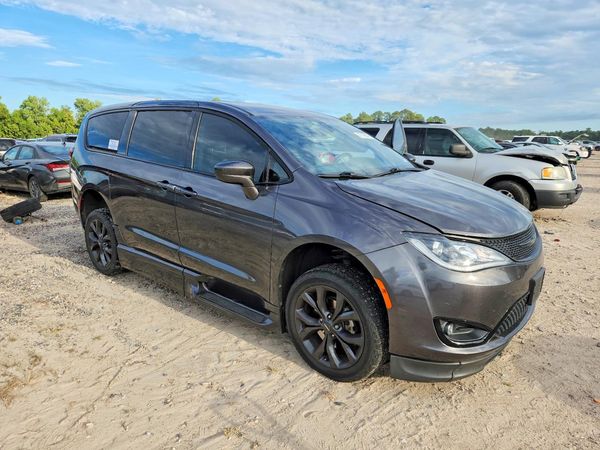 2019 CHRYSLER PACIFICA