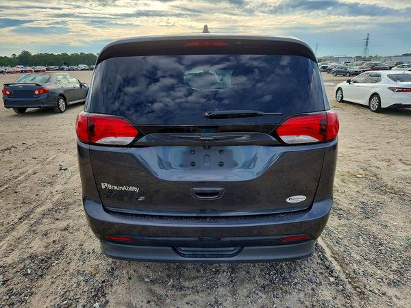 2019 CHRYSLER PACIFICA