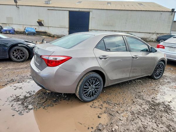 2014 TOYOTA COROLLA