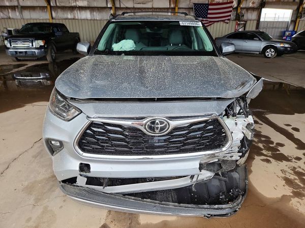 2021 TOYOTA HIGHLANDER