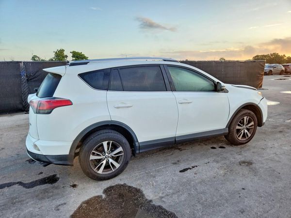 2016 TOYOTA RAV4 XLE (M Grade)