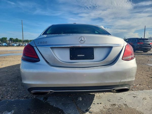 2021 MERCEDES-BENZ C C300