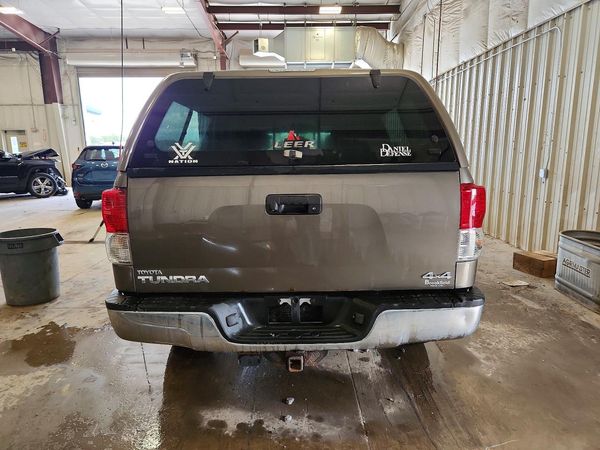 2012 TOYOTA TUNDRA SR5