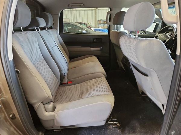 2012 TOYOTA TUNDRA SR5
