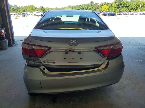 2016 TOYOTA CAMRY