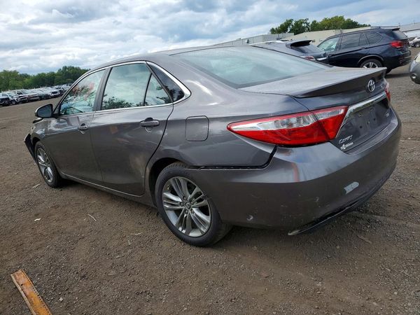 2016 TOYOTA CAMRY