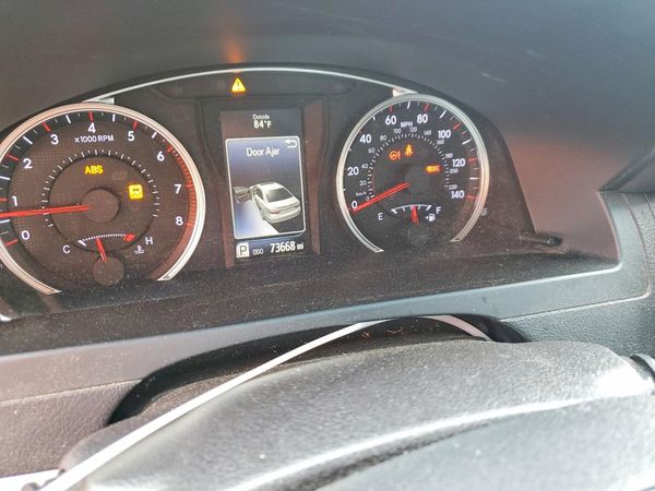 2016 TOYOTA CAMRY