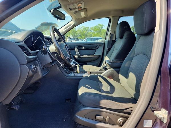 2015 CHEVROLET TRAVERSE 1LT — DENT
