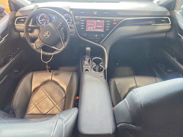 2018 TOYOTA CAMRY