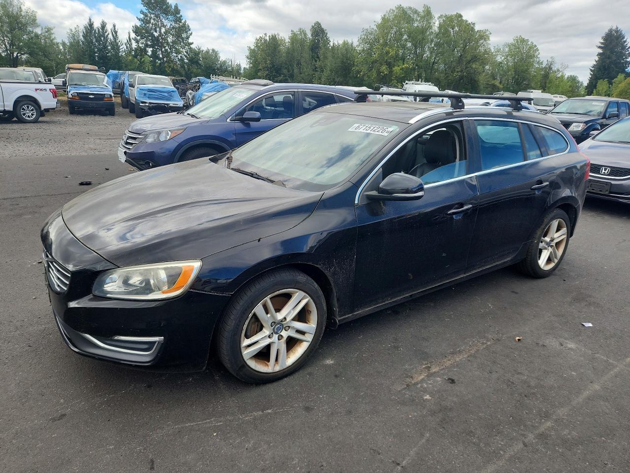 2015 VOLVO V60 Premier (non R design)