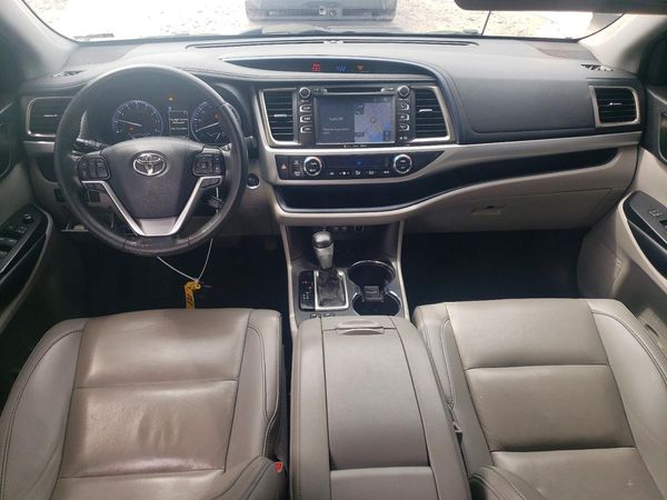 2019 TOYOTA HIGHLANDER