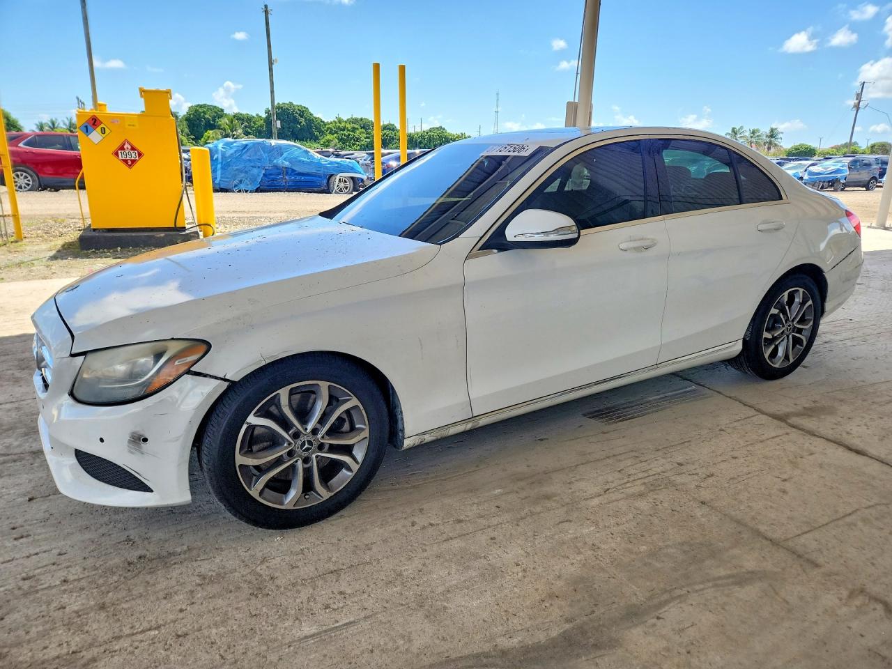 2018 MERCEDES-BENZ C-CLASS C300 — Front 3/4
