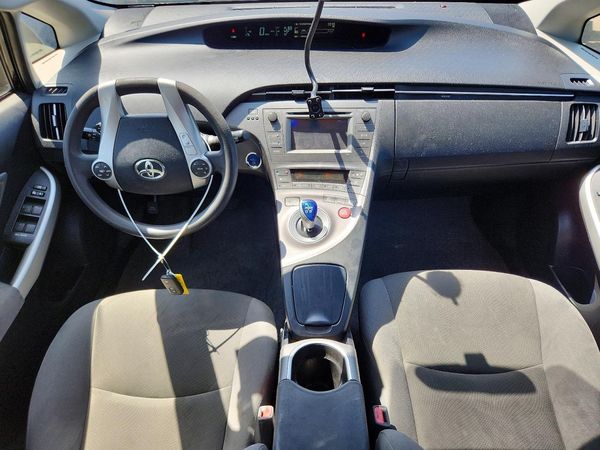 2014 TOYOTA PRIUS