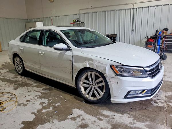 2018 VOLKSWAGEN PASSAT SE, SE w/ Technology