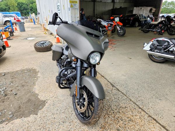 2019 HARLEY-DAVIDSON FL