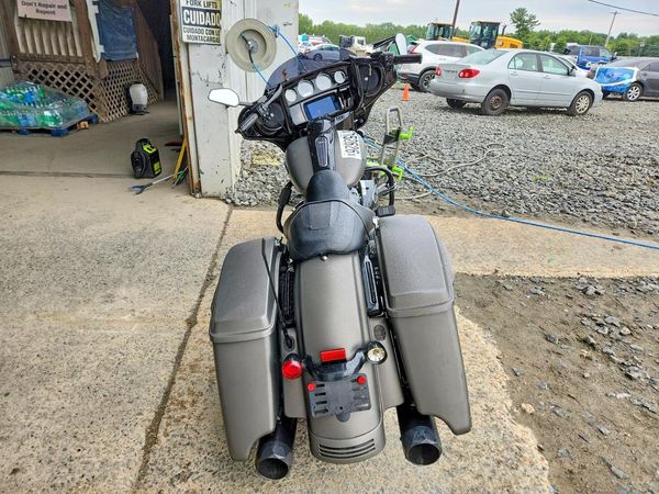 2019 HARLEY-DAVIDSON FL