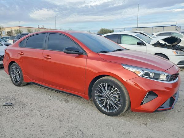 2022 KIA FORTE GT Line