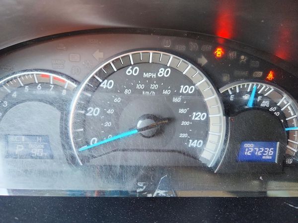 2014 TOYOTA CAMRY